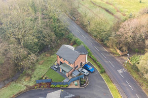 Photo 25- click for photo gallery